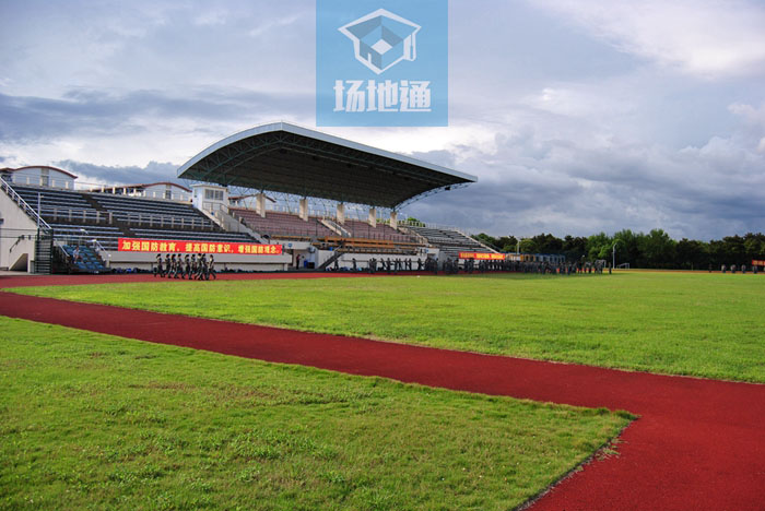 上海外国语大学松江校区体育场