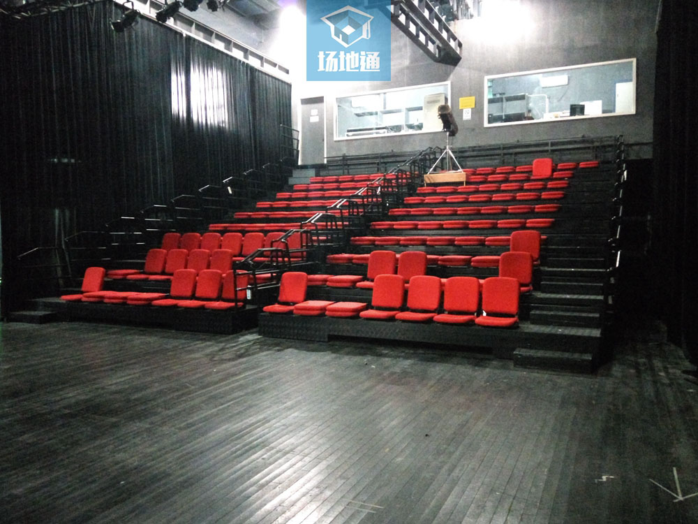 上海视觉艺术学院黑匣子