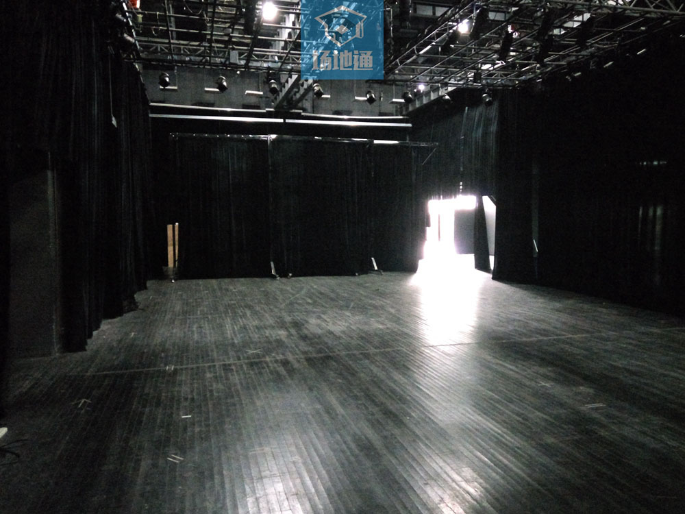 上海视觉艺术学院黑匣子