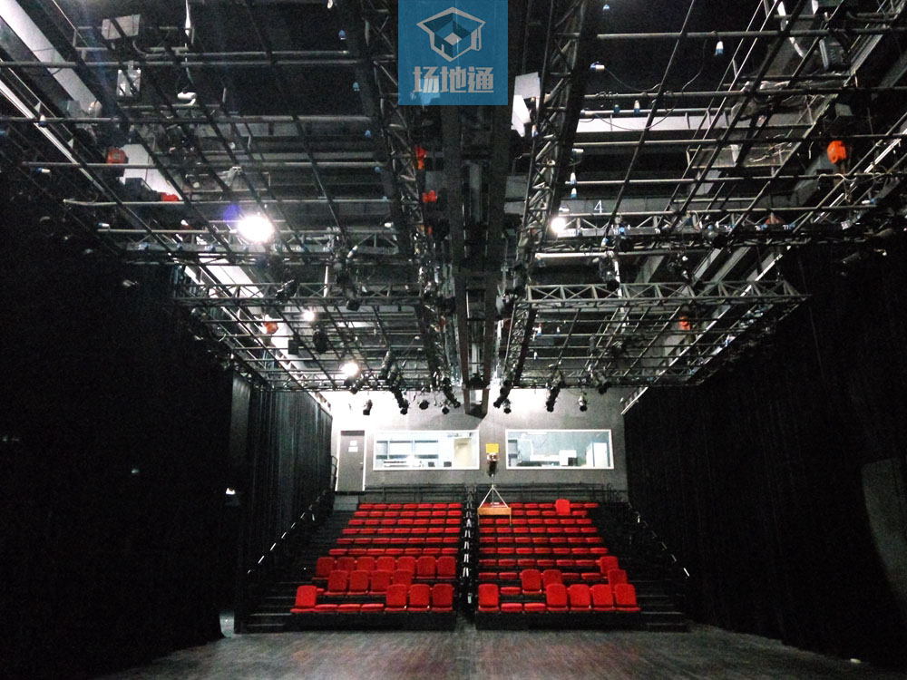 上海视觉艺术学院黑匣子